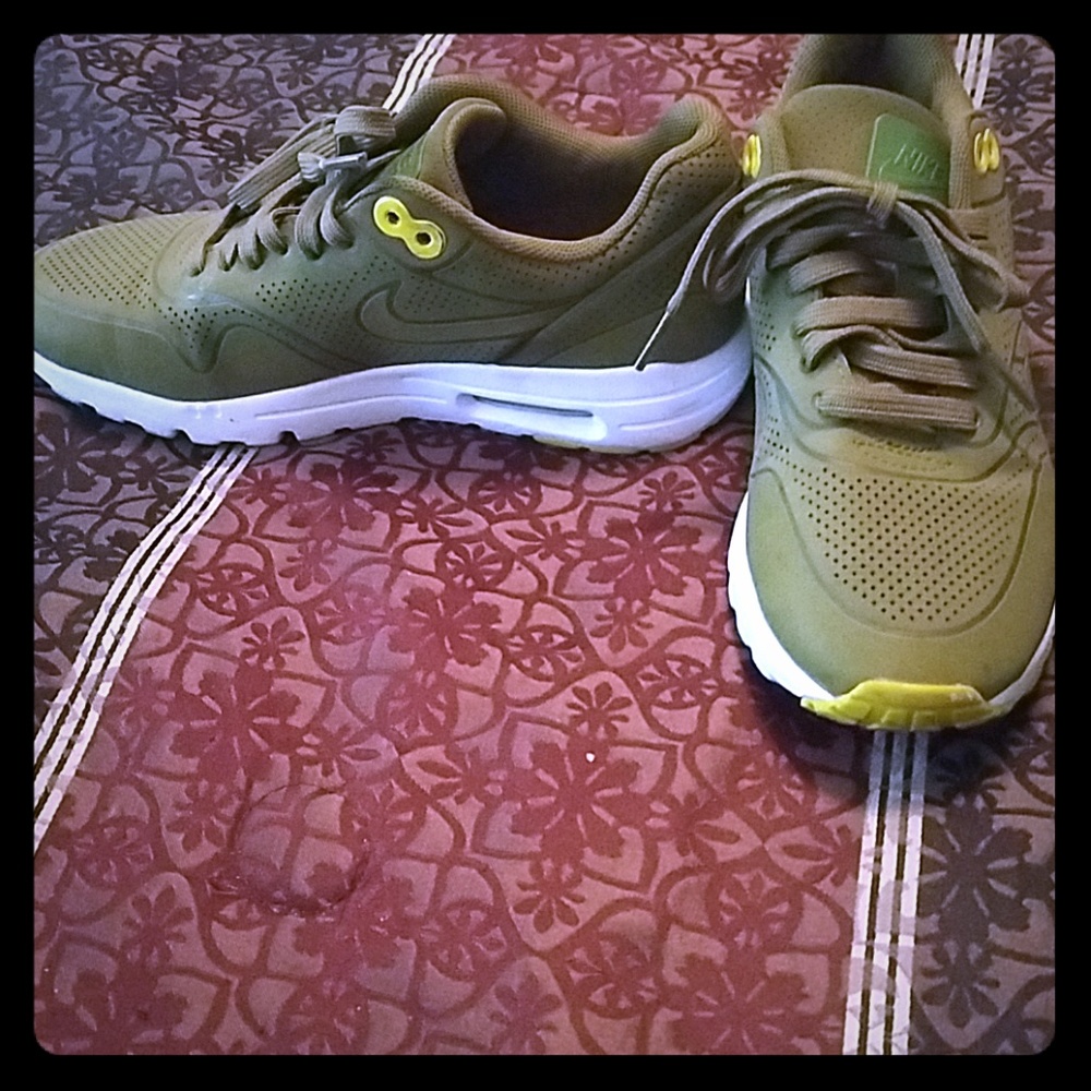 Nike air max